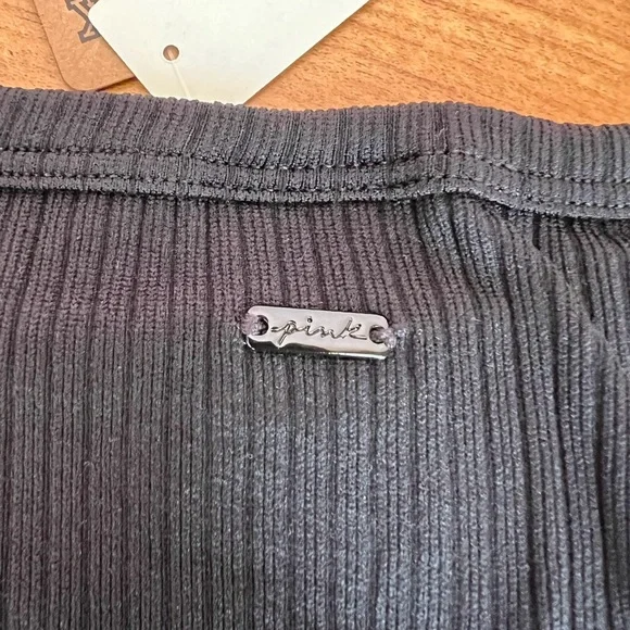 🆕PINK WOMEN SHORT SLEEVE CROP TOP - Picture 3 of 3